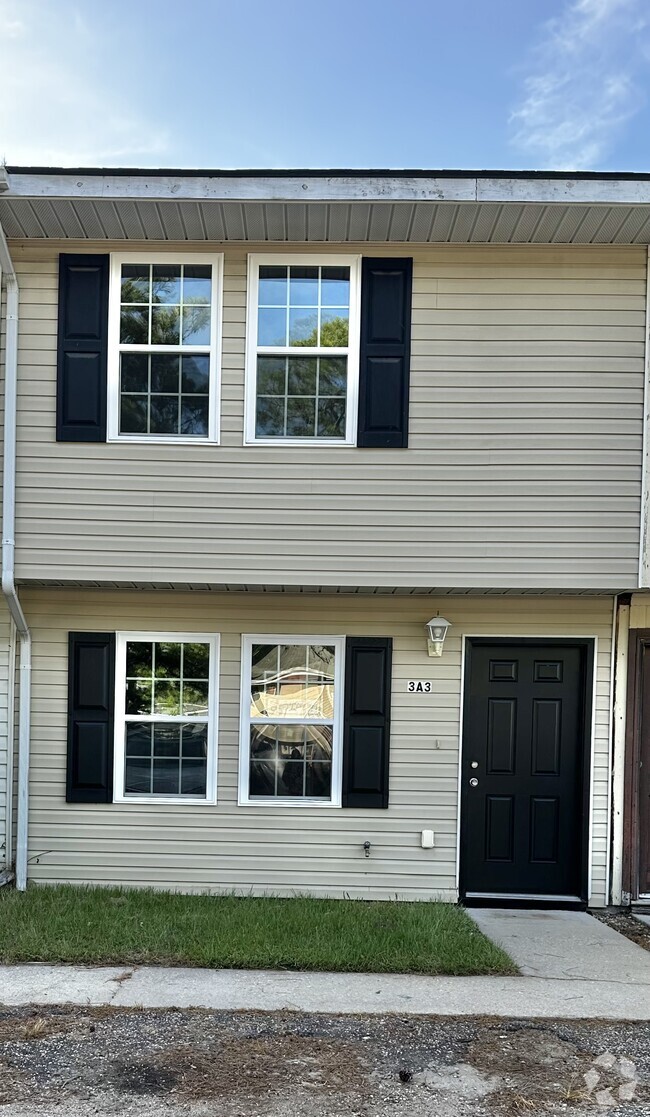 Building Photo - 1605 Fawn Vista Dr N Rental