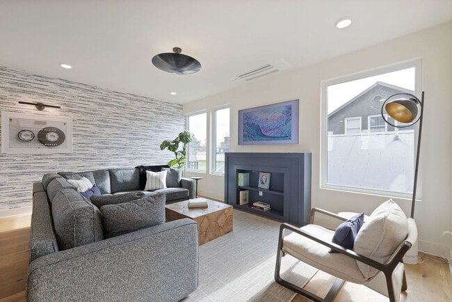 Photo - 1117 3rd Ave S Unit ID1320758P