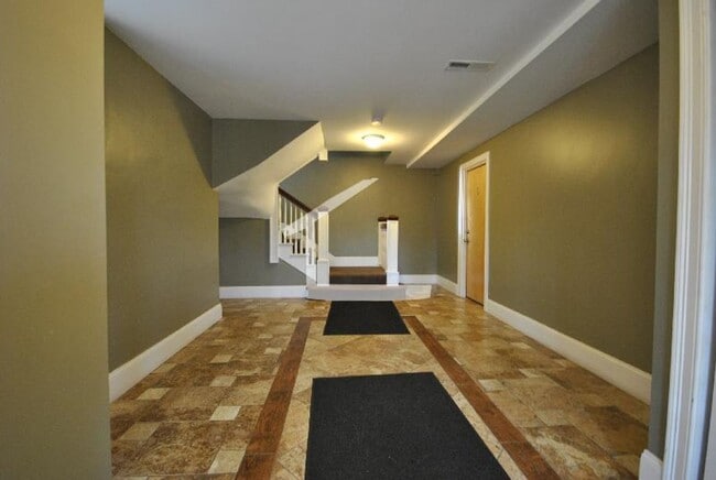 Photo - HUge 4 bed in Brookline