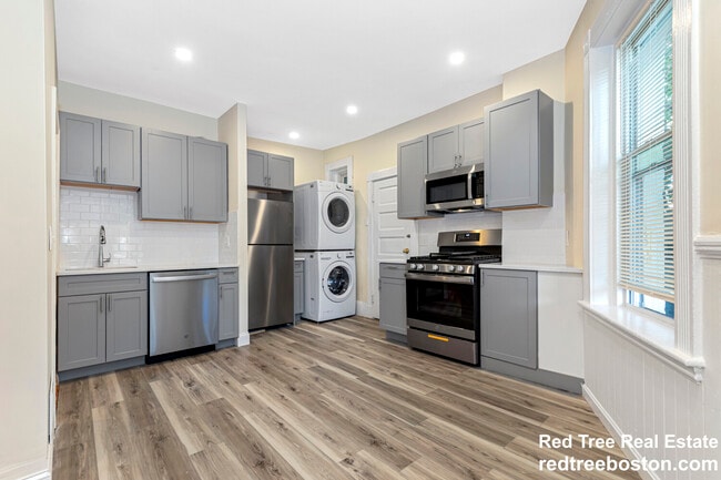 Photo - 46 Brackett St Unidad 2