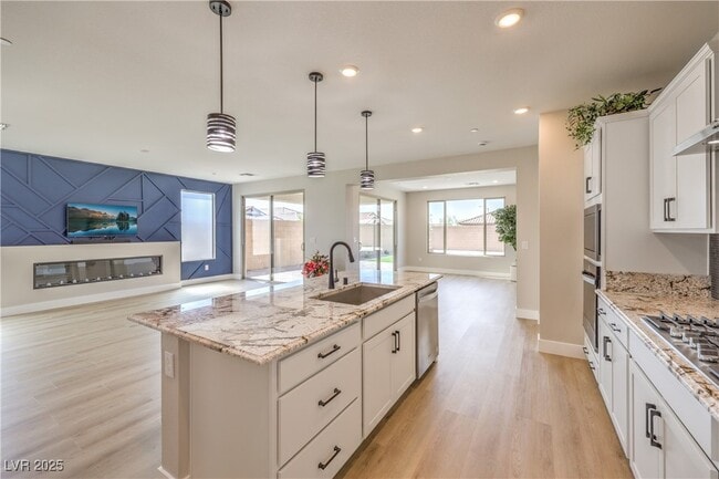 Photo - 10935 Harlowe Grv Ct House