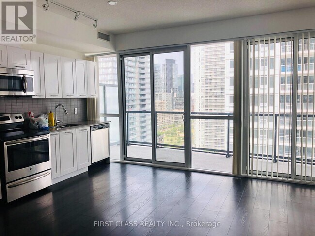 Photo - 20 Bruyeres Mews Unit 2309