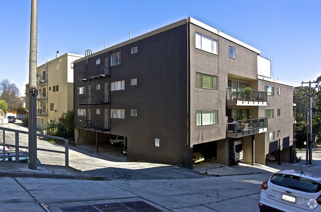 10 Glendale