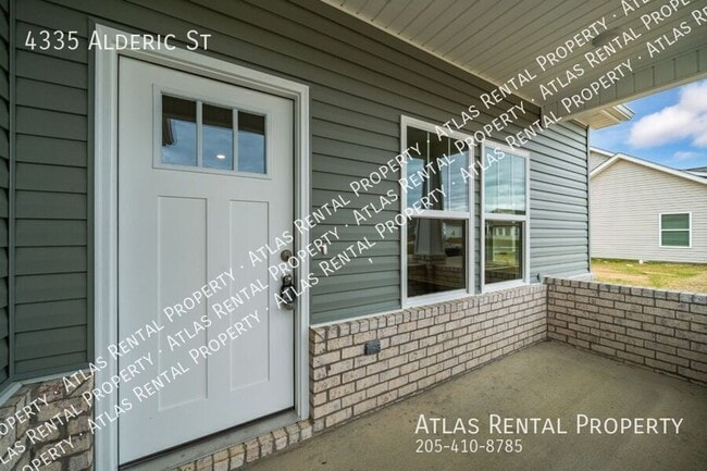 Photo - 4335 Alderic St