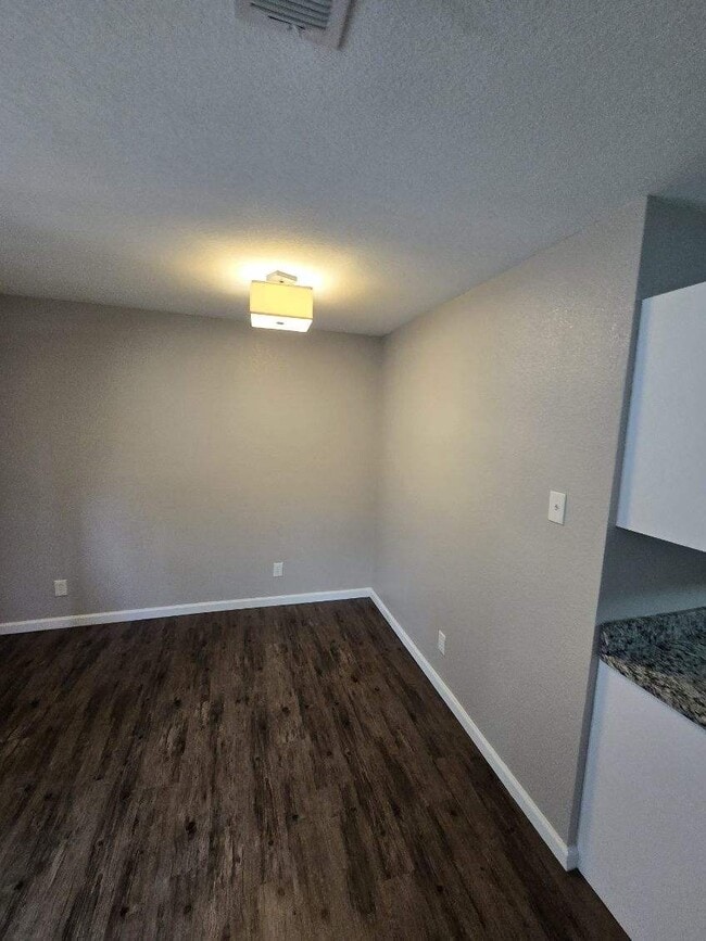 Photo - 613 Carrie Ave