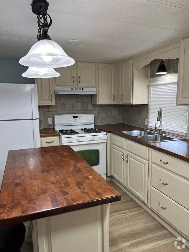Building Photo - mobile home