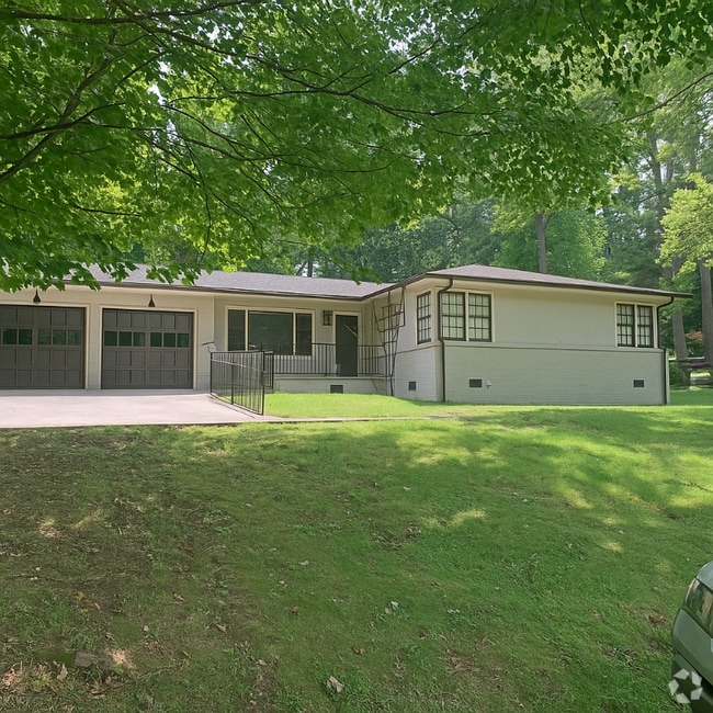 Building Photo - 4109 Panorama Dr SE Rental
