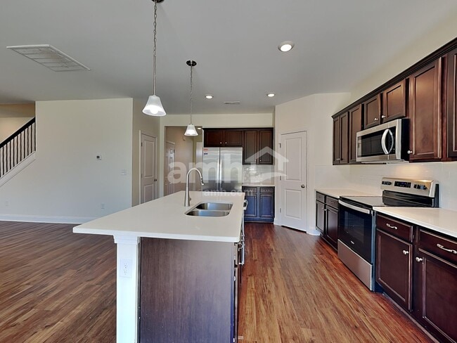 Photo - 5223 Valor Dr