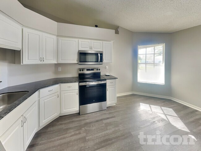 Photo - 1718 Brandon Trace Ave