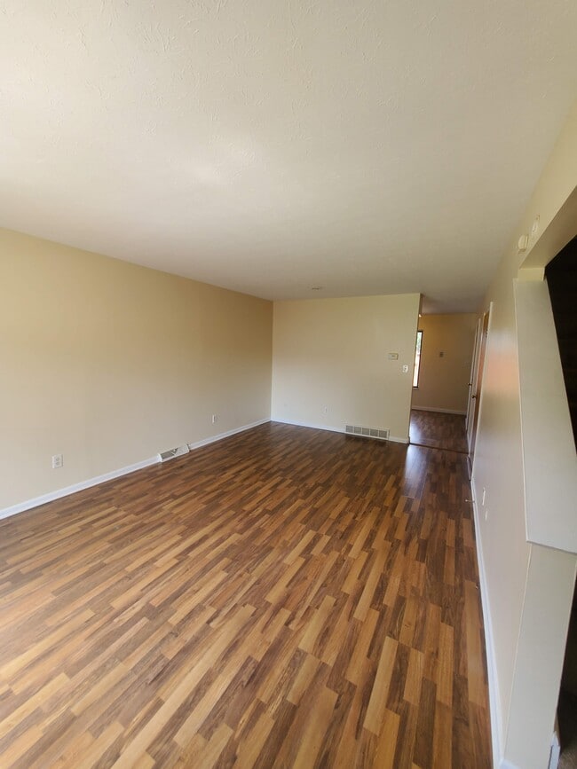 Building Photo - 2307 Echo Valley Dr Rental