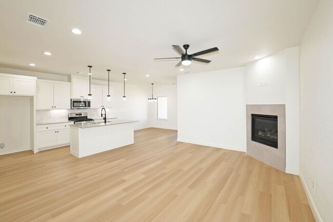 Photo - 19151 Sierra Madre Dr