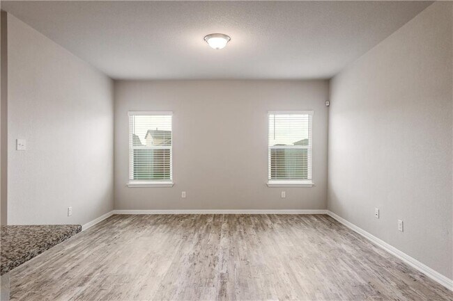 Photo - 2920 Bridekirk Dr