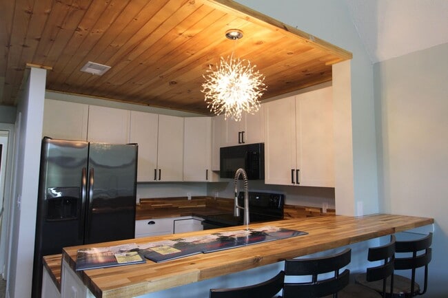Photo - 1330 Hunters Rd