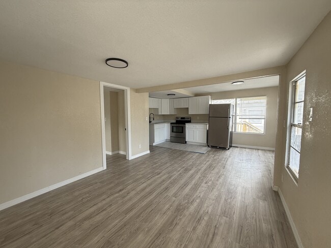 5680 28th St N Unit Lot 4