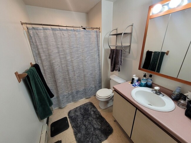 723 10th St N Unit 723