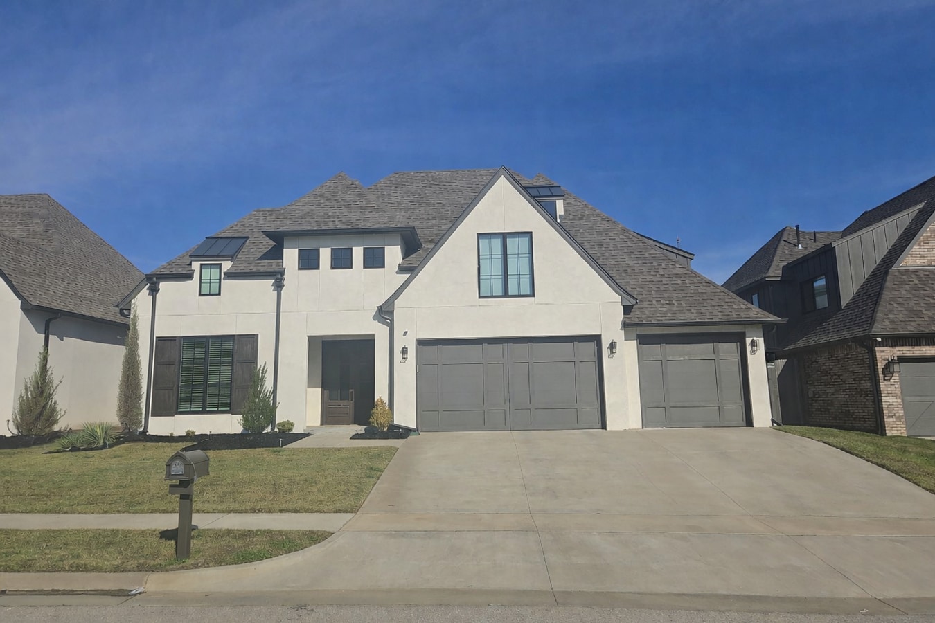 Prime Broken Arrow Location | 5 Bed | 5 Bath | Available Mid-February! - Prime Broken Arrow Location | 5 Bed | 5 Bath | Available Mid-February!