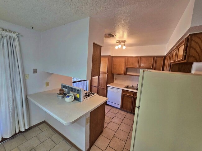 Photo - Mountain view cozy Home Ready for move in