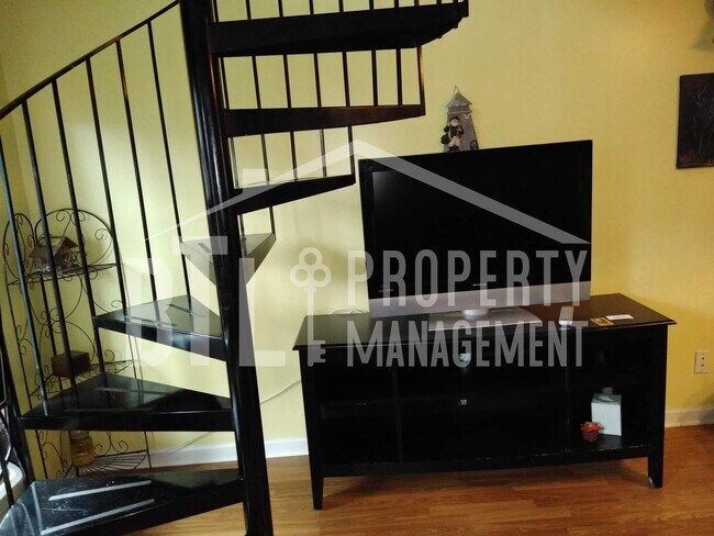 Photo - Cozy 1 bedroom Lake condo!!