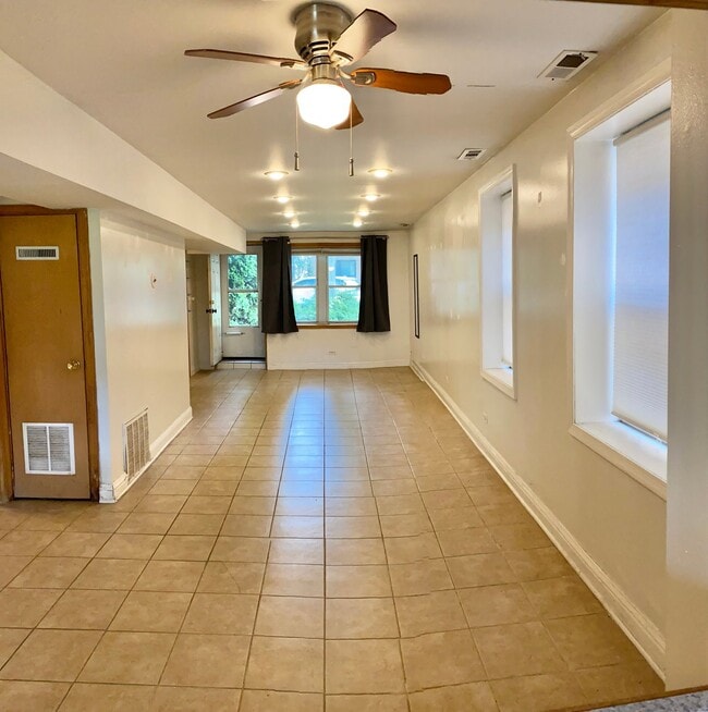Photo - 1228 W 33rd St Unit 1