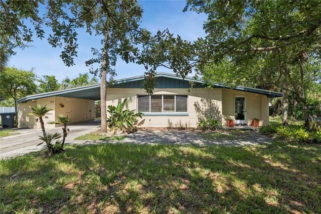 Building Photo - 508 Dunblane Dr