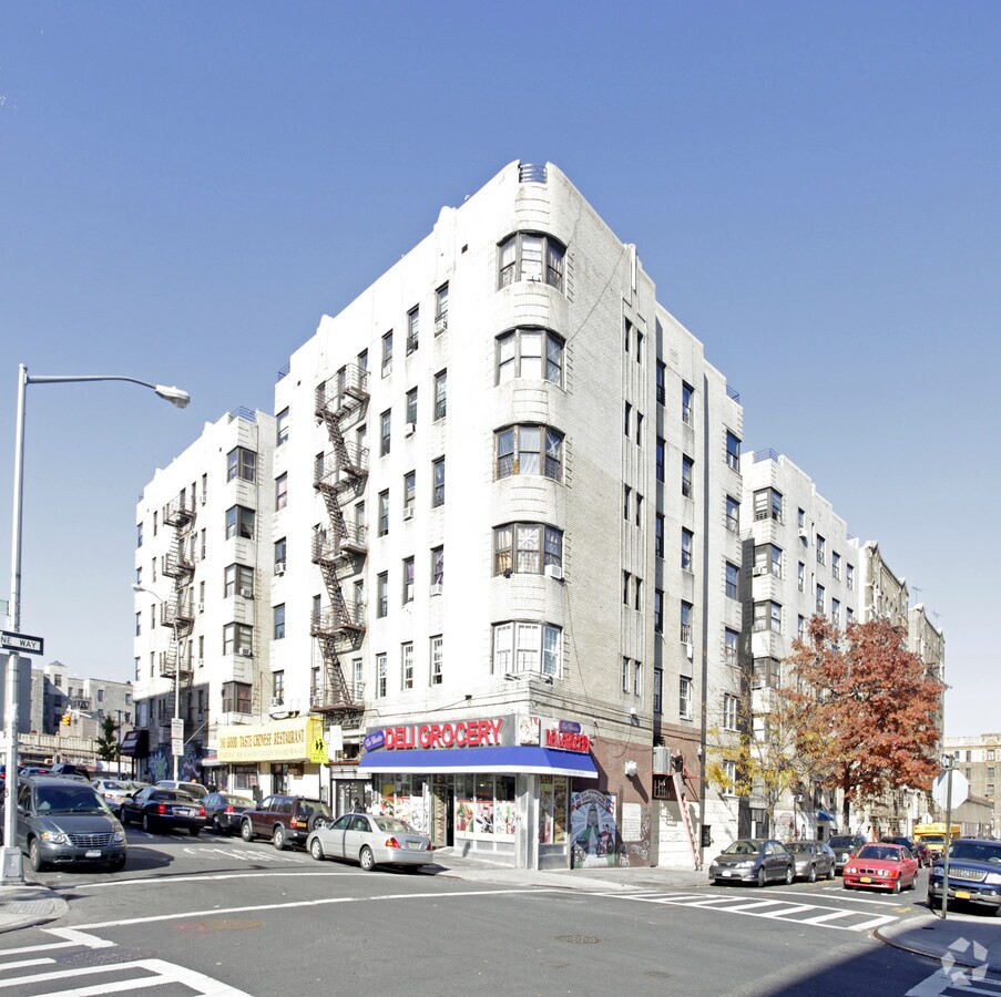 Primary Photo - 2300 Grand Concourse Apartments