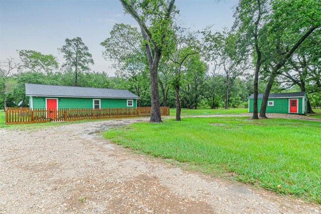 Photo - 6816 Hwy 35 Bypass