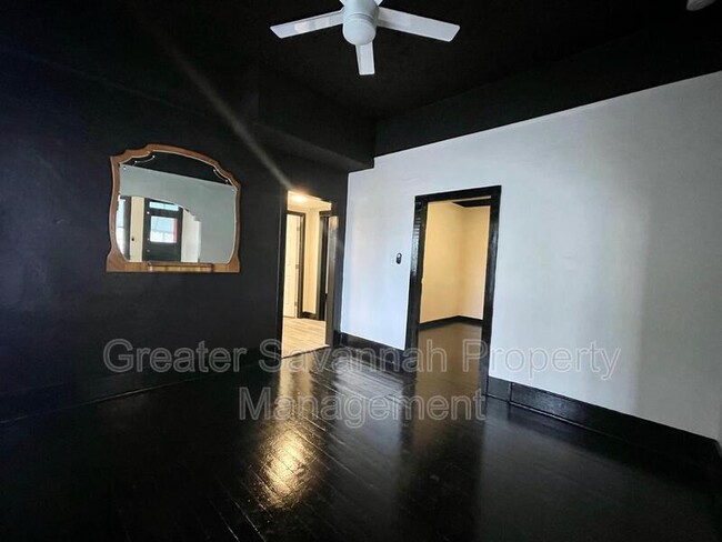 Photo - 2221 Harden St