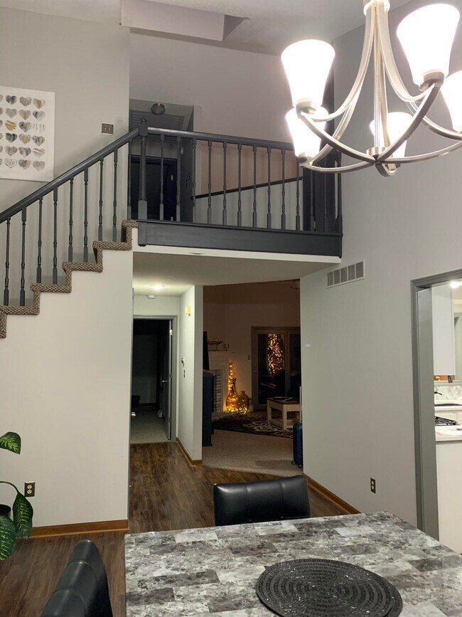 Photo - 107 Hollyridge Ln