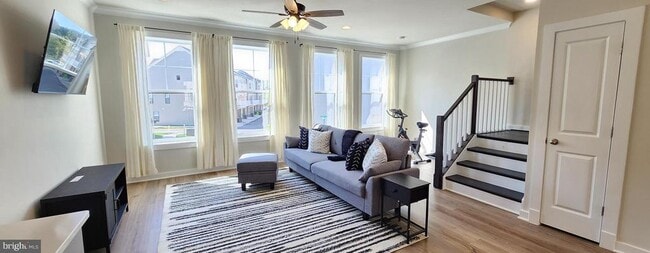 Building Photo - 219 Willis St