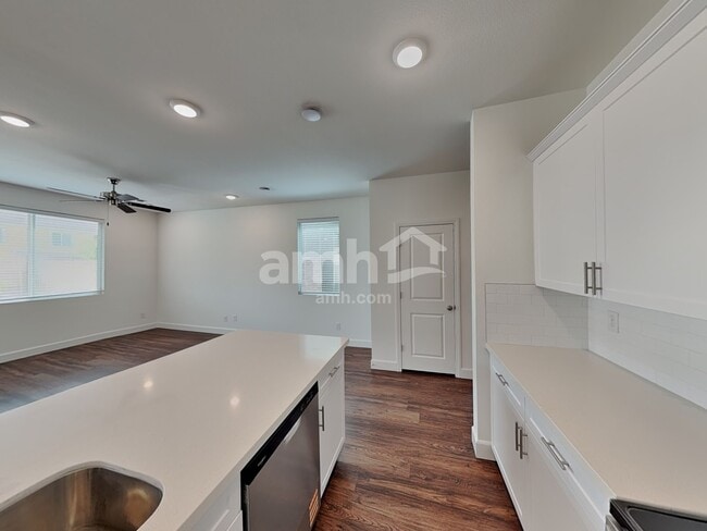 Photo - 9128 Taft Point Ct