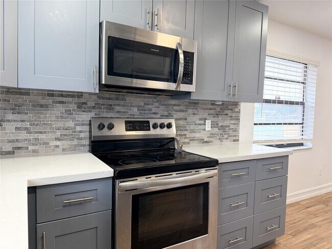 Photo - 9151 Orchid Tree Ln