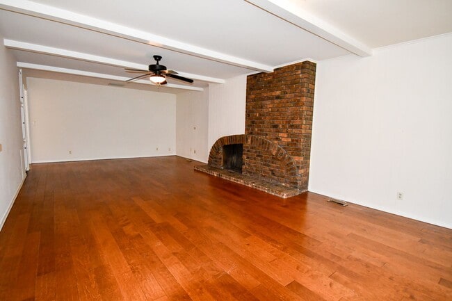 Photo - Charming 3-Bedroom Home in the Warrenton N...