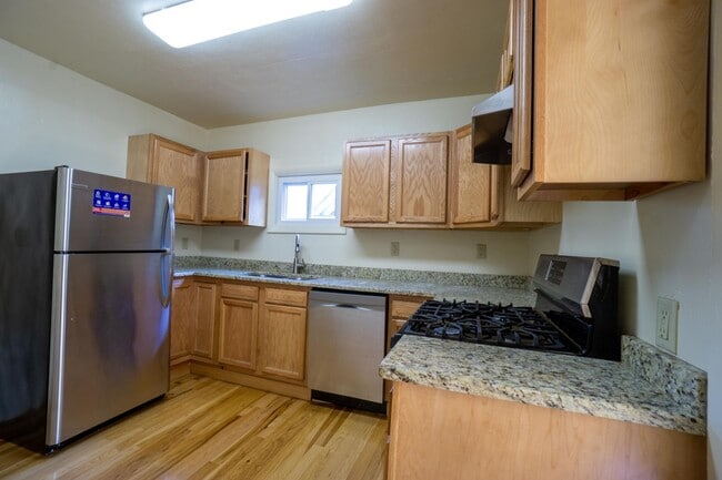 Photo - 720 Livingston Ave Unit Livingston 720B