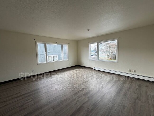 Photo - 138 N Klevin St