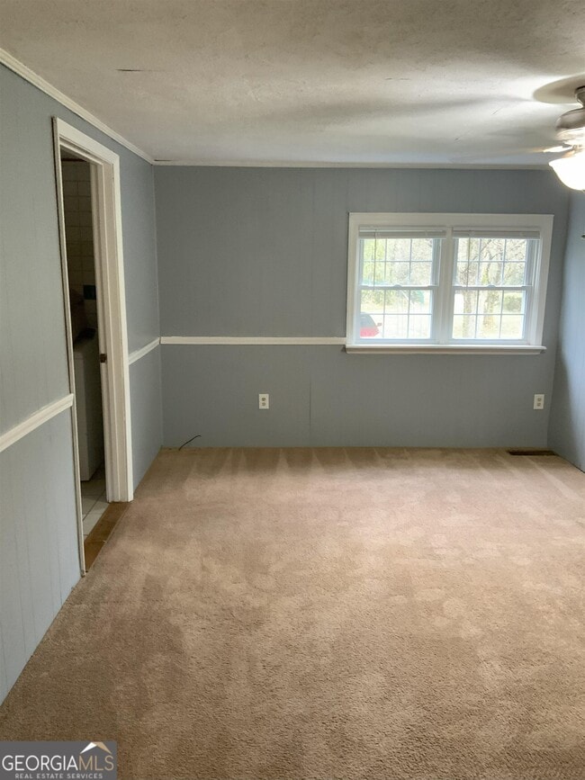 Photo - 1590 Waterworks Rd