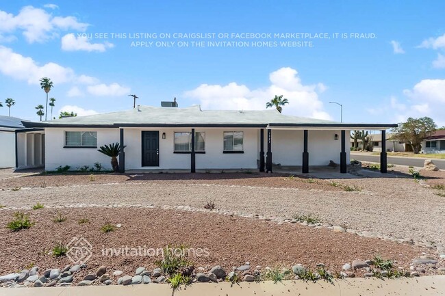 Building Photo - 1923 E Vine Ave