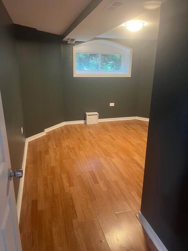 Photo - 6164 N Hamilton Ave