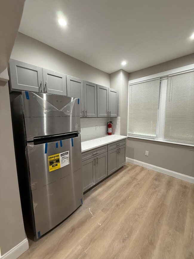 Photo - 2018 S 68th St