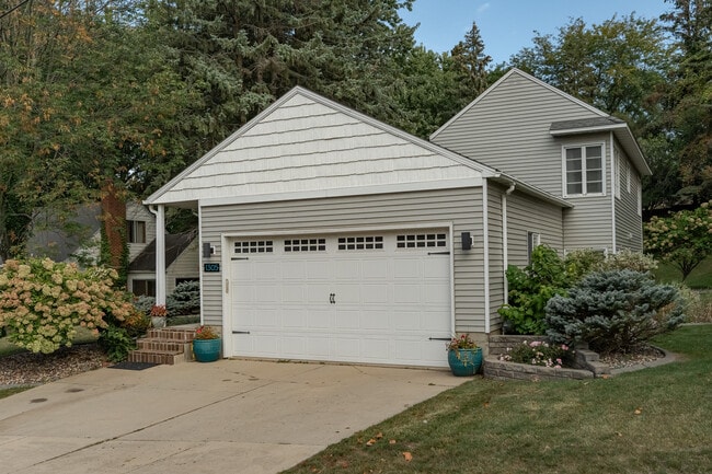 Photo - 1305 9th St SW