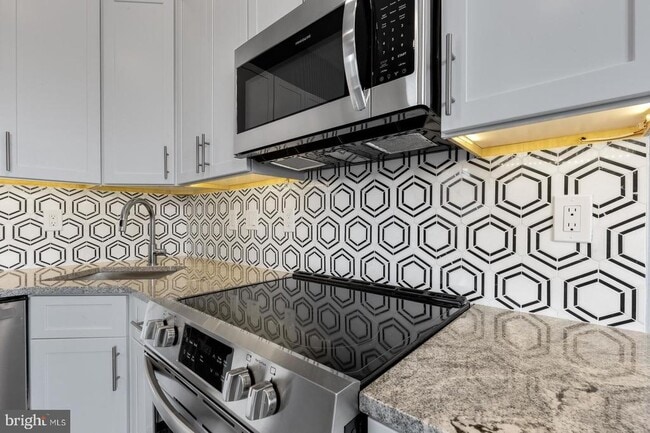 Photo - 2119 N Front St Unit 304