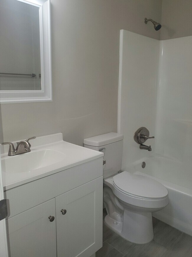 Photo - 3300 S 7th St
