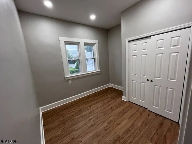 Photo - 339 Valley Brook Ave Unidad 1E