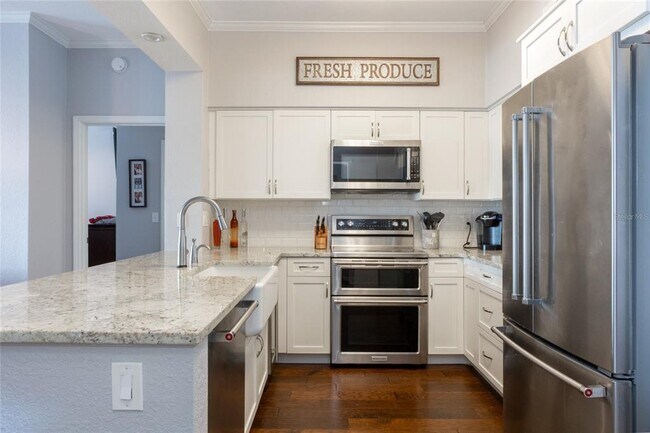 Photo - 200 4th Ave S Unit 329