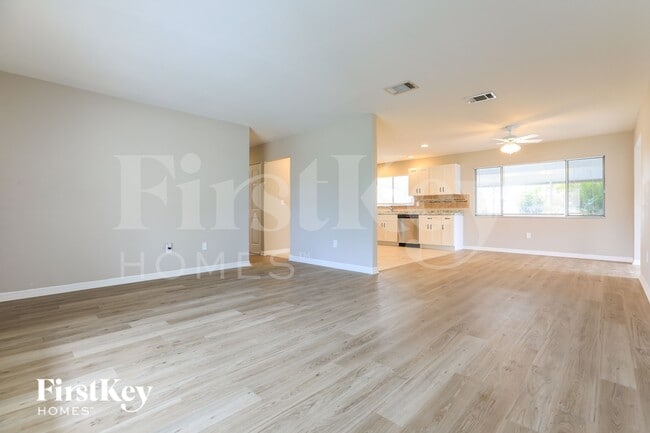 Photo - 4517 Maraldo Ave