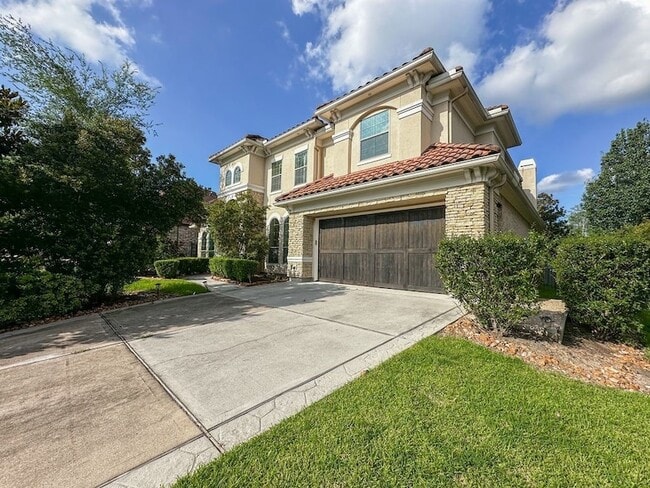 Photo - 14 Spincaster Drive