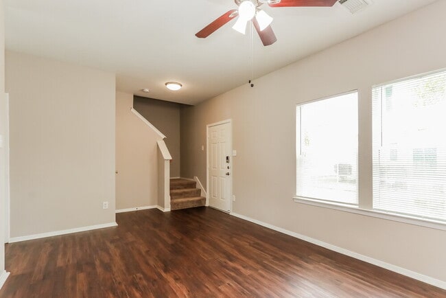 Photo - 1671 Nichole Woods Dr