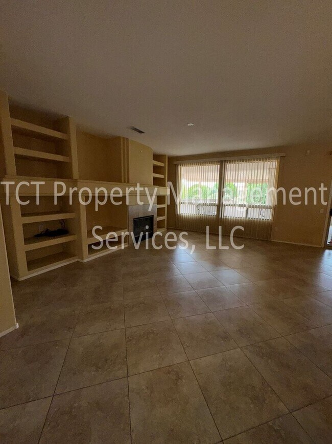 Photo - 3 Bedroom Home in 55+ Community in Surprise