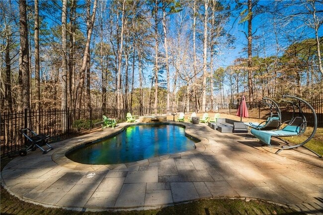 Photo - 5041 Towne Lake Hill N