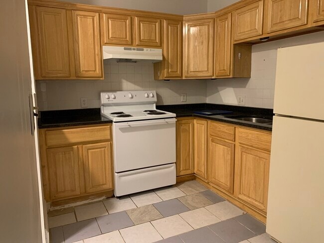 Photo - 31 Orkney Rd Condo Unit 2