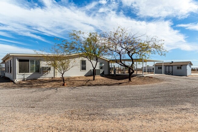 Photo - 16697 W Hopi Dr